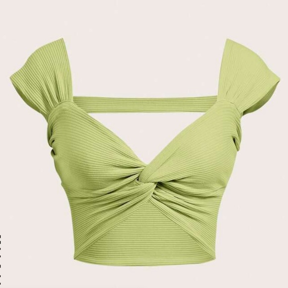 SHEIN Tops - Green Crop Top